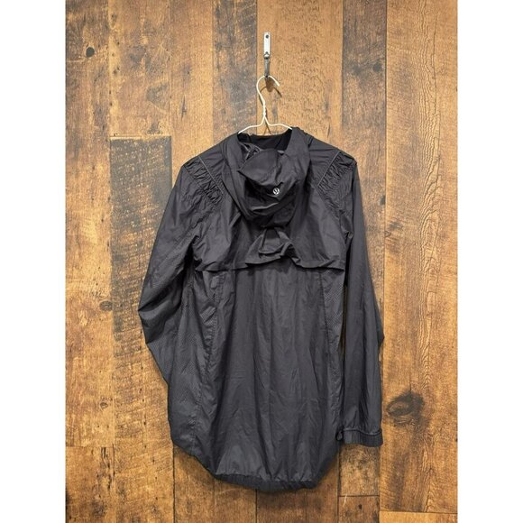 Lululemon Black Athletic Jacket Zip Up Size 6 - Picture 2 of 4